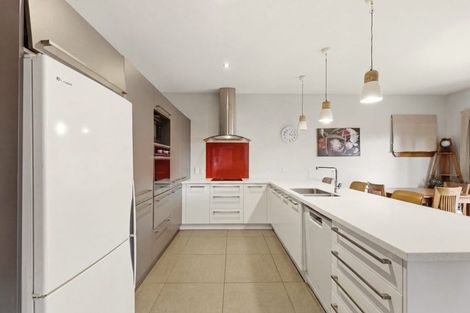 Photo of property in 24 Birdwood Avenue, Beckenham, Christchurch, 8023