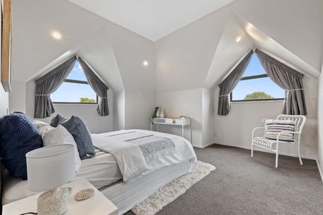 Photo of property in 2 Lantern Lane, Halswell, Christchurch, 8025