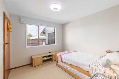 Photo of property in 121 Oakhampton Street, Hornby, Christchurch, 8042