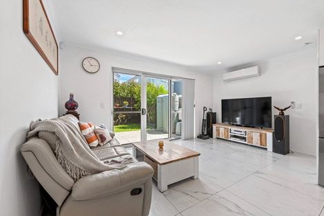 Photo of property in 53 Glidepath Road, Hobsonville, Auckland, 0616
