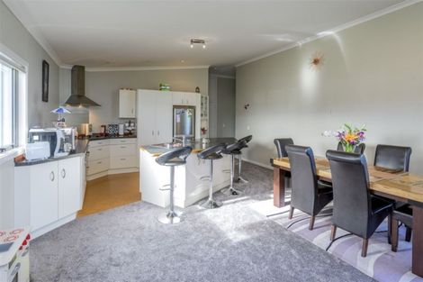 Photo of property in 54 Easton Way, Levin, 5510