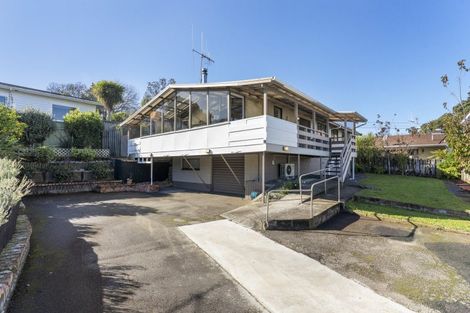 Photo of property in 3 Smart Terrace, Saint Johns Hill, Whanganui, 4500