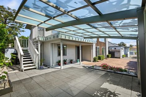 Photo of property in 23a Achilles Crescent, Narrow Neck, Auckland, 0624