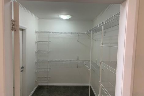 Photo of property in 28 Curtis Street, Northland, Wellington, 6012