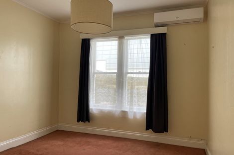 Photo of property in 128 Wallace Street, Mount Cook, Wellington, 6021