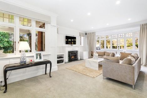 Photo of property in 301 Fergusson Drive, Heretaunga, Upper Hutt, 5018