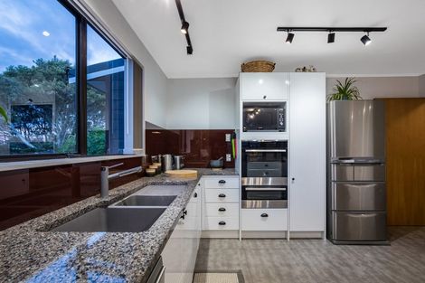 Photo of property in 19 Shackle Lane, Whitby, Porirua, 5024