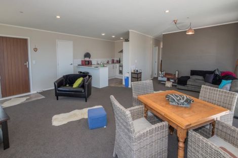 Photo of property in 11 Nancy Wake Place, Cable Bay, 0420