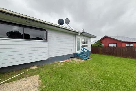 Photo of property in 3 Rukumoana Place, Clendon Park, Auckland, 2103