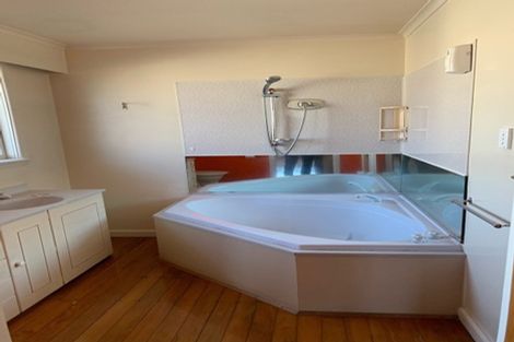 Photo of property in 12 Skerten Avenue, Hornby, Christchurch, 8042