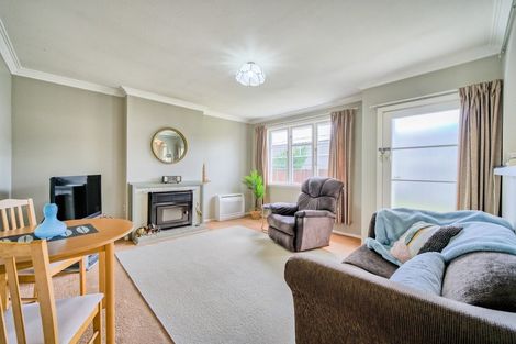 Photo of property in 14ud- Bush Grove, Trentham, Upper Hutt, 5018