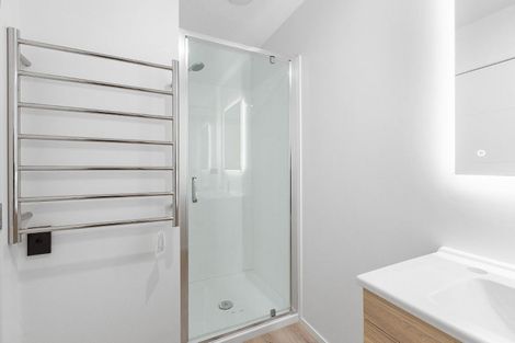 Photo of property in 4/3 Vesty Avenue, Hillcrest, Hamilton, 3216