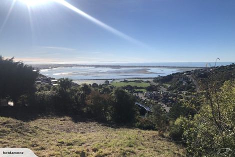 Photo of property in 19 Selleck Street, Mount Pleasant, Christchurch, 8081