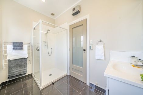 Photo of property in 14 Malone Road, Waterloo, Lower Hutt, 5011