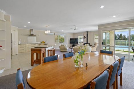 Photo of property in 13 Hogan Road, Cambridge, 3493