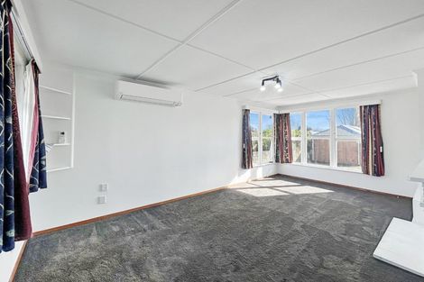 Photo of property in 14 Belfast Place, Roslyn, Palmerston North, 4414