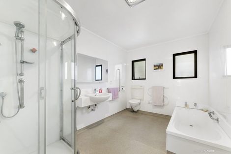 Photo of property in 15 Murchison Street, Island Bay, Wellington, 6023
