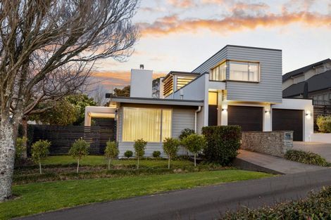 Photo of property in 6 Woolshed Lane, Pukekohe, 2120