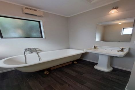 Photo of property in 22 O'donn Avenue, Beach Haven, Auckland, 0626