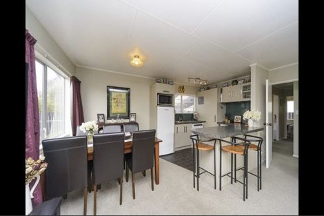 Photo of property in 35 Peter Hall Drive, Kelvin Grove, Palmerston North, 4414