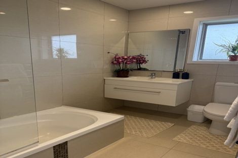 Photo of property in 1/105 Manuka Road, Bayview, Auckland, 0629