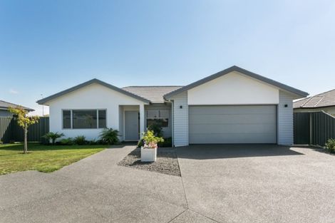 Photo of property in 25 Rakaia Way, Poraiti, Napier, 4112