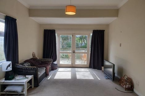 Photo of property in 3 Taft Street, Brooklyn, Wellington, 6021