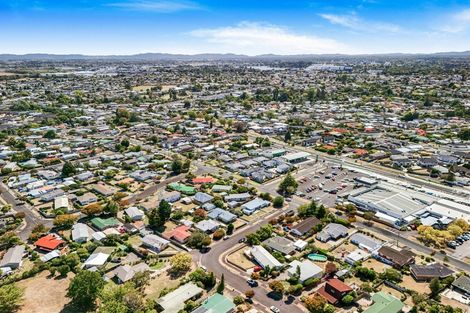 Photo of property in 65 Resthill Crescent, Glenview, Hamilton, 3206