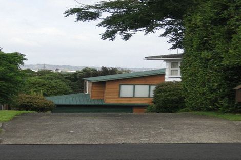 Photo of property in 2/3 Miramar Place, Pakuranga, Auckland, 2010