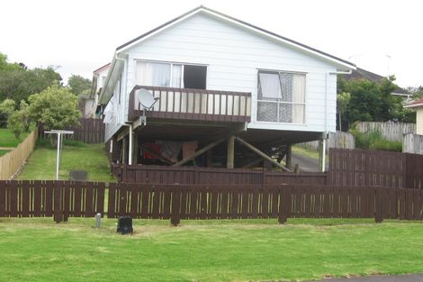 Photo of property in 14 Kaka Street, Northcote, Auckland, 0627