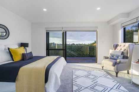 Photo of property in 102b Mellons Bay Road, Mellons Bay, Auckland, 2014