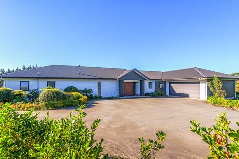 Photo of property in 69 Polson Hill Drive, Aokautere, Palmerston North, 4471