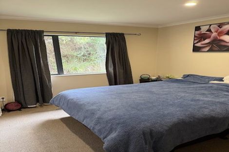 Photo of property in 12a Riverstone Drive, Riverstone Terraces, Upper Hutt, 5018