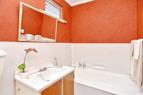 Photo of property in 1/1 Rosedale Place, Avonhead, Christchurch, 8042