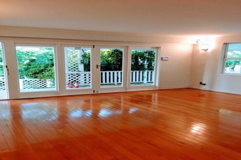 Photo of property in 2a Waller Avenue, Bucklands Beach, Auckland, 2012