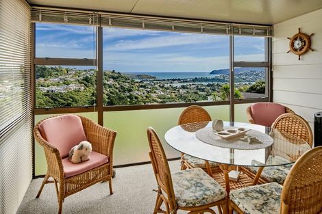 Photo of property in 36 Mercury Way, Whitby, Porirua, 5024