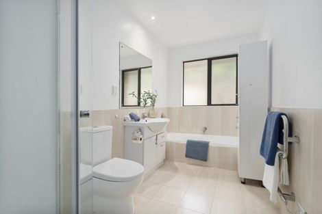 Photo of property in 27a Chorley Avenue, Massey, Auckland, 0614