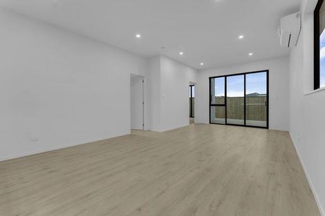 Photo of property in 25 Hupana Road, Karaka, 2113