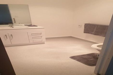 Photo of property in 665 Pioneer Highway, Highbury, Palmerston North, 4412