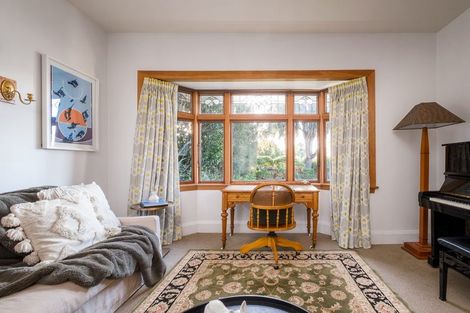 Photo of property in 86 Saint Martins Road, Saint Martins, Christchurch, 8022