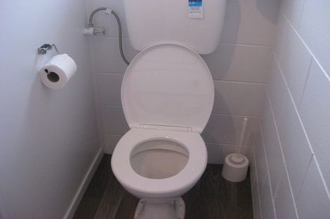 Photo of property in 2/86 Picton Avenue, Riccarton, Christchurch, 8011