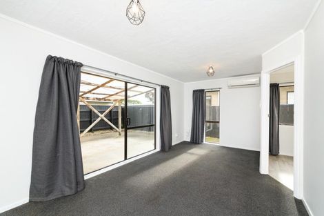 Photo of property in 27 Mcleavey Drive, Kelvin Grove, Palmerston North, 4414