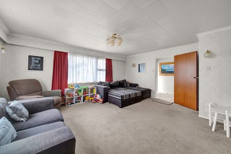 Photo of property in 39 Waihi Road, Hawera, 4610