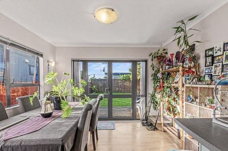 Photo of property in 7a Seafront Road, Castlecliff, Whanganui, 4501