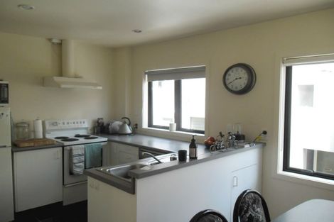 Photo of property in 2/240 The Terrace, Wellington Central, Wellington, 6011