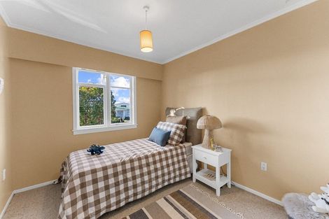 Photo of property in 12 Barclay Street, Ferndale, New Plymouth, 4310