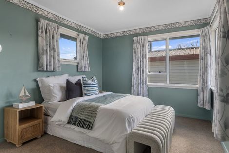 Photo of property in 1/14 Farquhars Road, Redwood, Christchurch, 8051