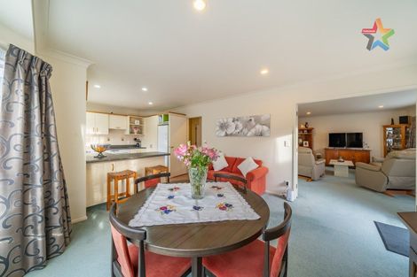 Photo of property in 2/25 Mills Street, Boulcott, Lower Hutt, 5010