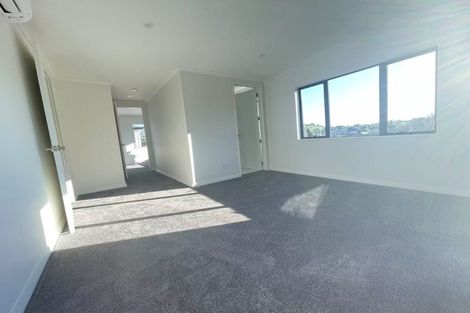 Photo of property in 421a Bucklands Beach Road, Bucklands Beach, Auckland, 2012