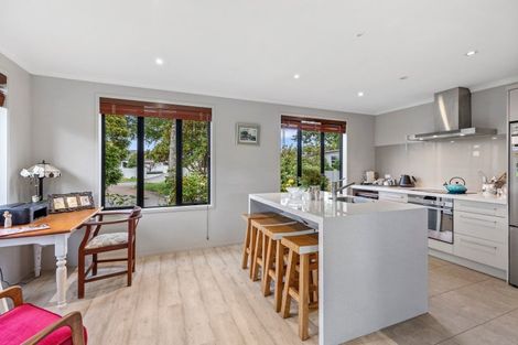 Photo of property in 24 Hansard Place, Bethlehem, Tauranga, 3110